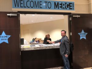 conferencia MERGE welcome desk